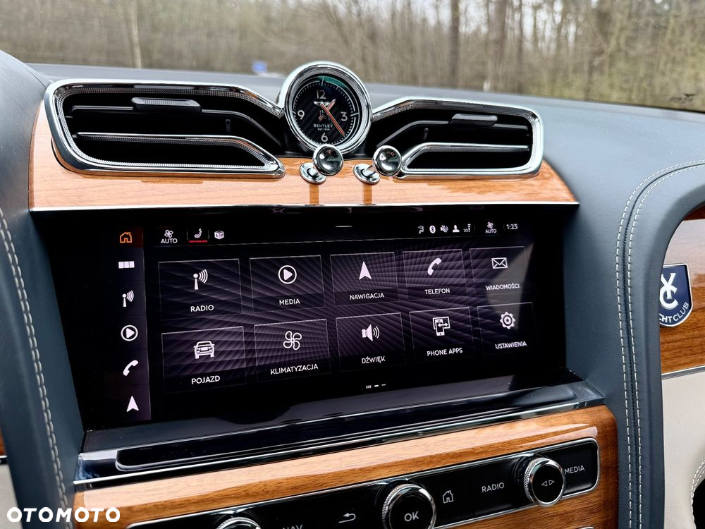 Bentley Bentayga - 21