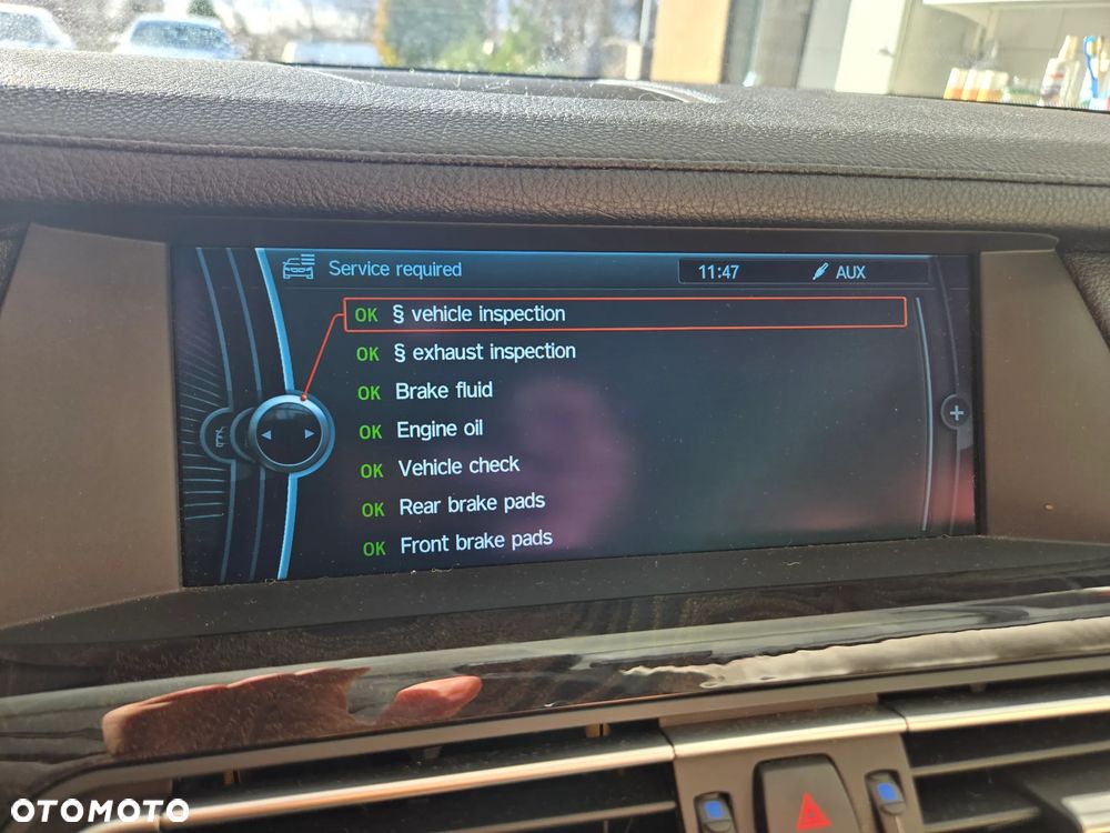 BMW Seria 7 740i - 38
