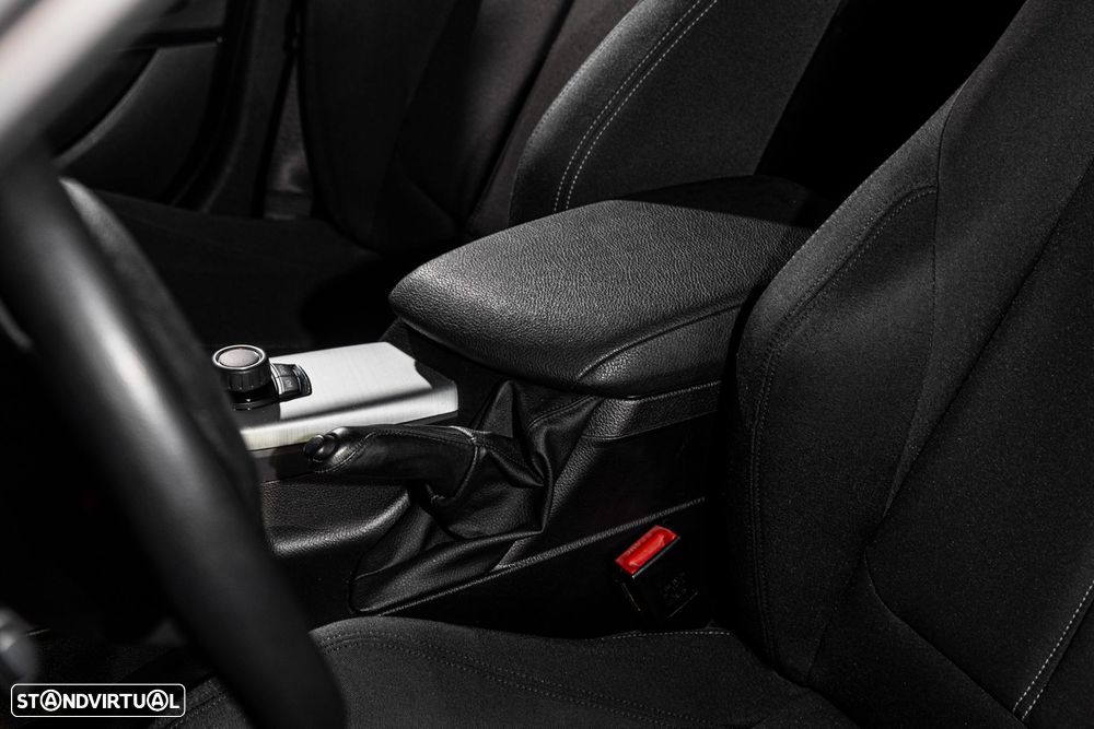 BMW 116 d EDynamics Line Sport - 21