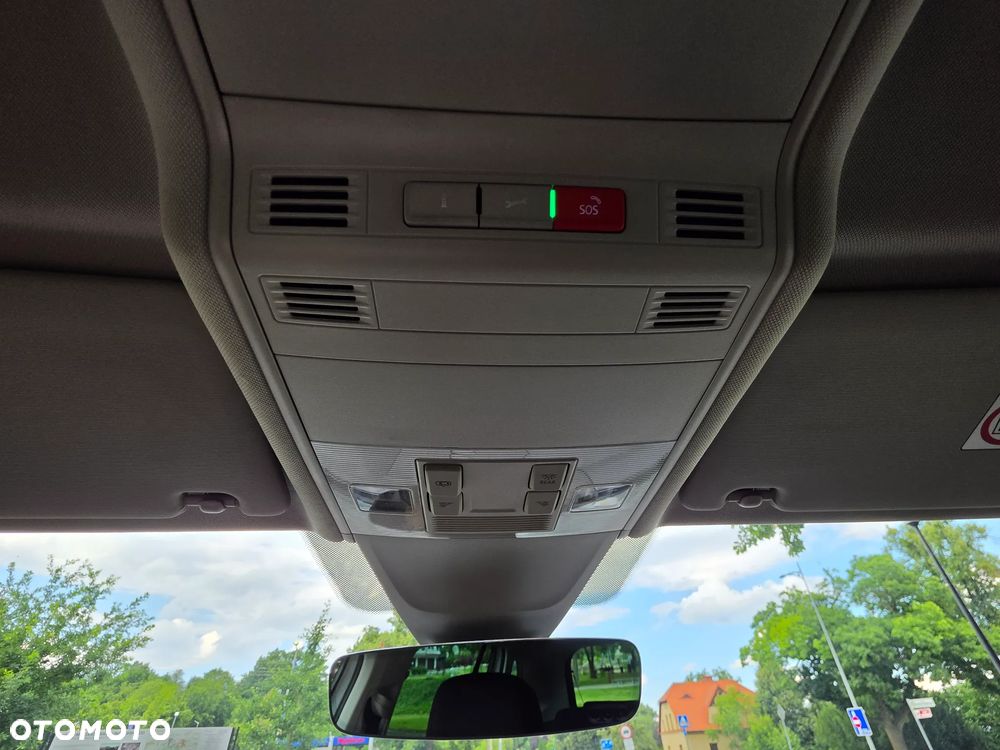 Volkswagen Tiguan 2.0 TDI SCR DSG ACTIVE - 39