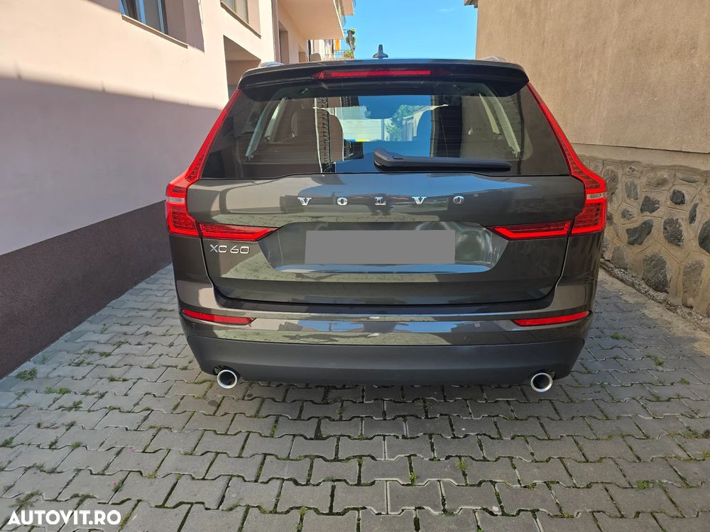 Volvo XC 60 D4 Geartronic Momentum Pro - 4