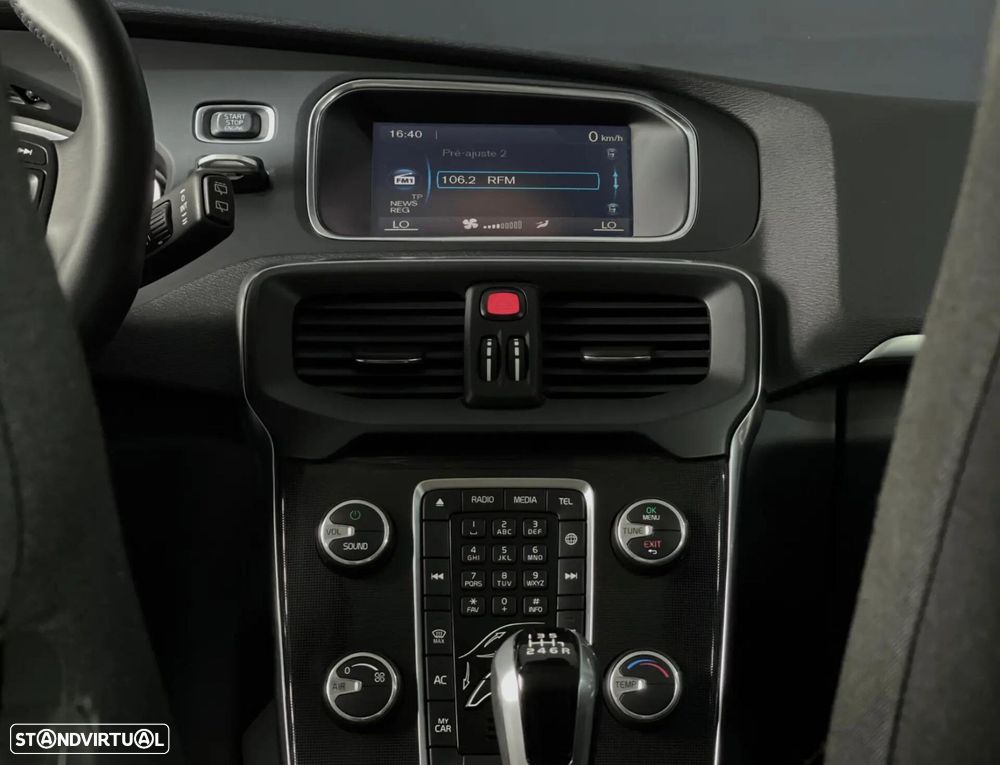 Volvo V40 - 10
