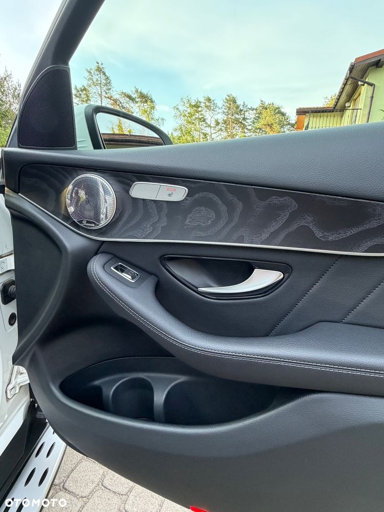 Mercedes-Benz GLC 220 d 4-Matic - 30