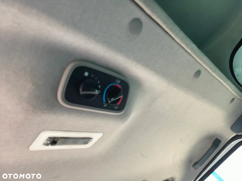 Ford Transit - 10