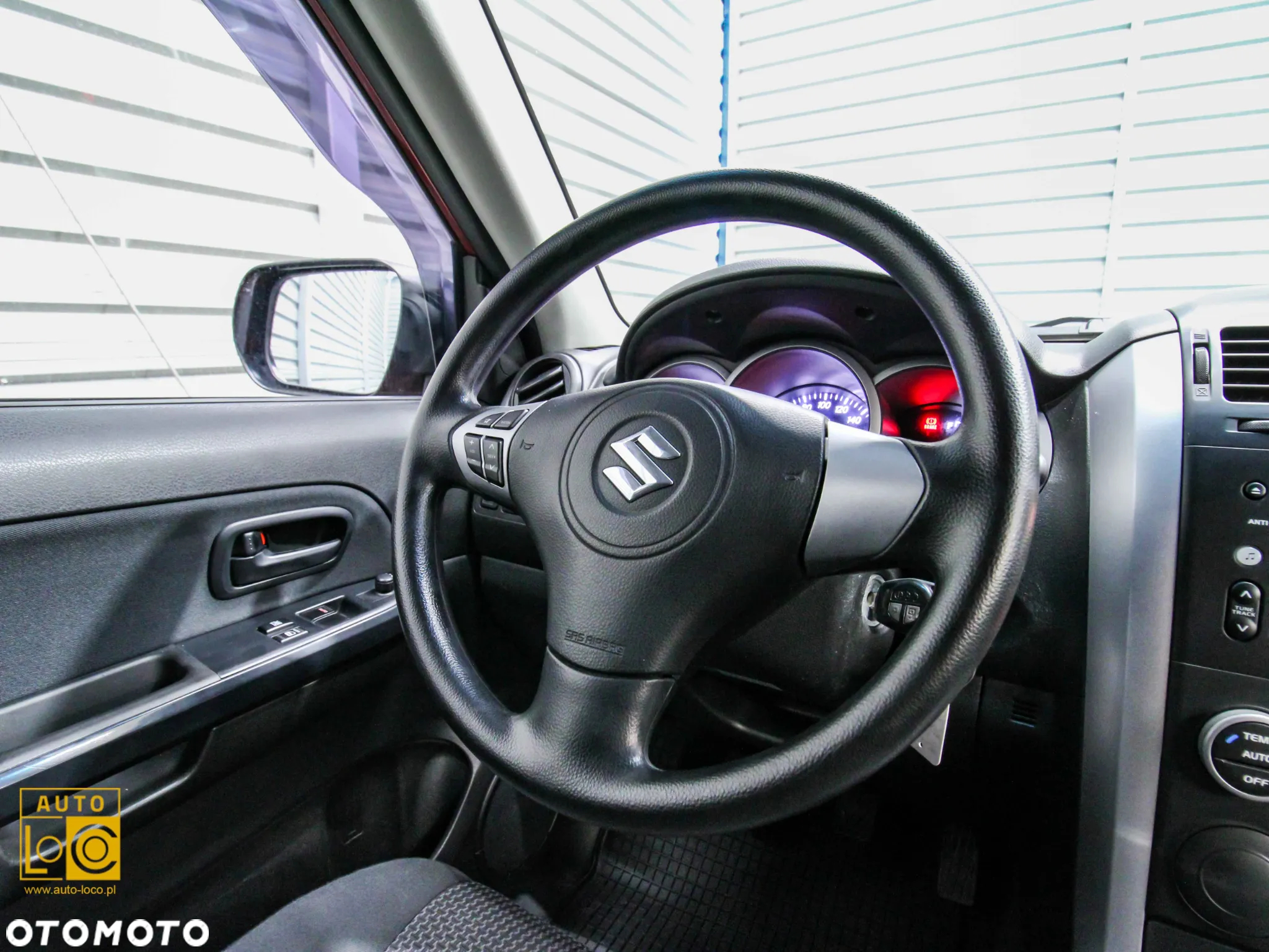 Suzuki Grand Vitara 1.6 Comfort - 14