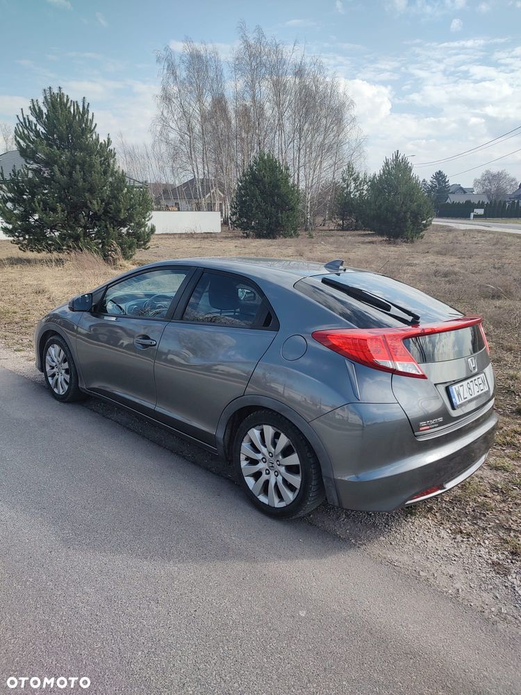 Honda Civic 1.8 Sport - 12