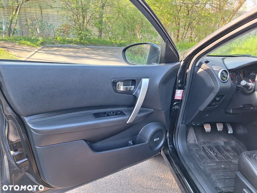 Nissan Qashqai 1.6 DCi Tekna+ - 27