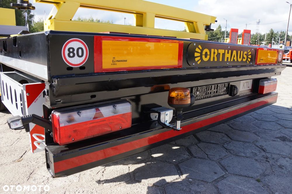 Inny uniwersalna platforma niskopodwoziowa typu JUMBO - 10