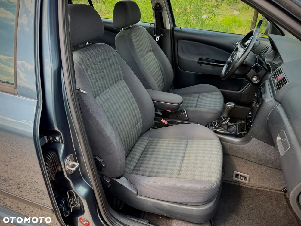 Skoda Octavia 2.0 Combi Ambiente - 10