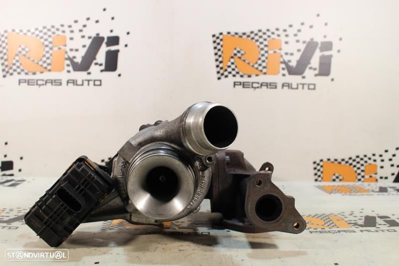 Turbo MINI Cooper D / SD R56 / R60 - 8512379 / RHV4 T39 / 8 512 379 / RHV4T39 - 1