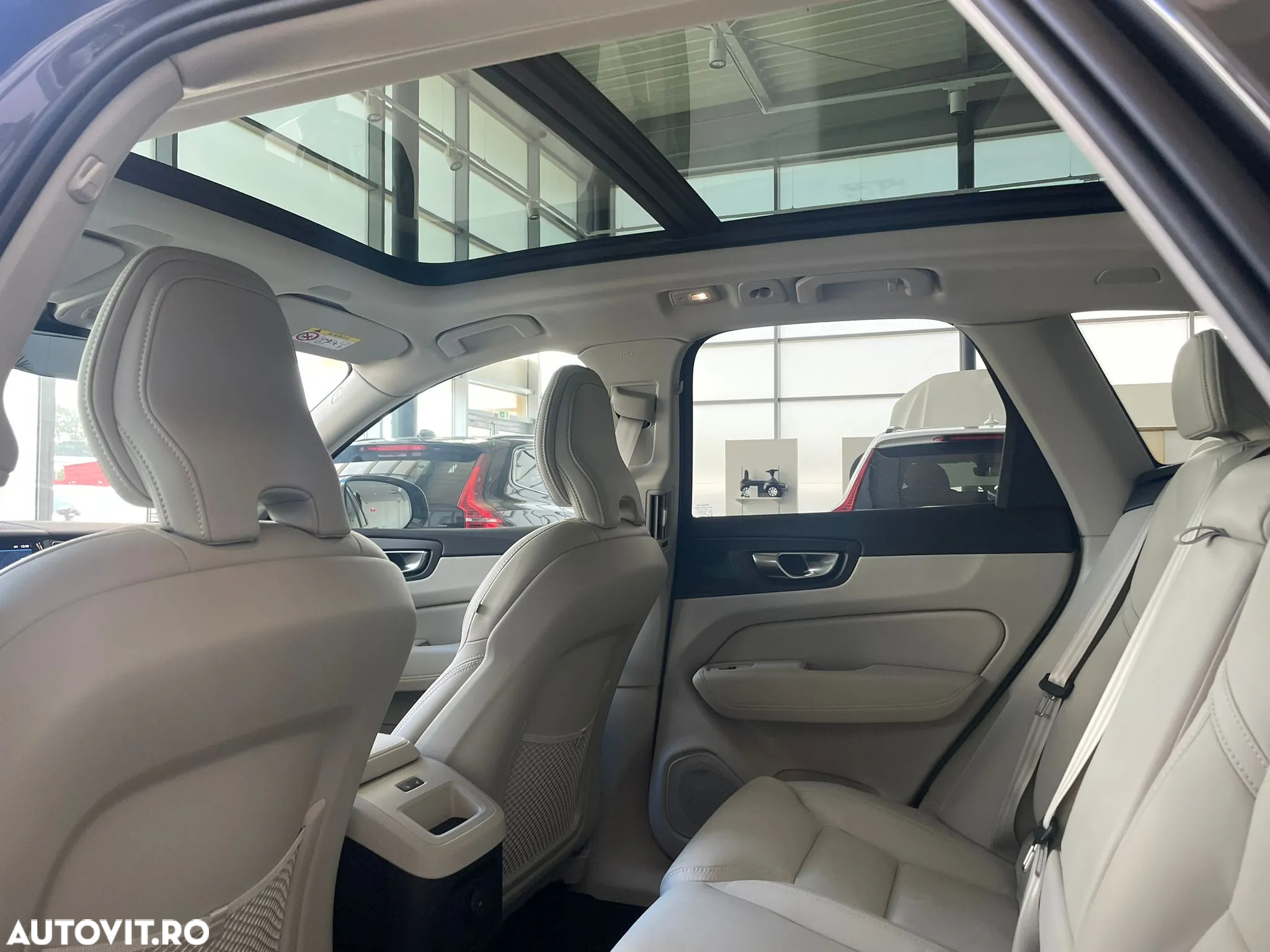 Volvo XC 60 T6 AWD AT PHEV Plus Bright - 14