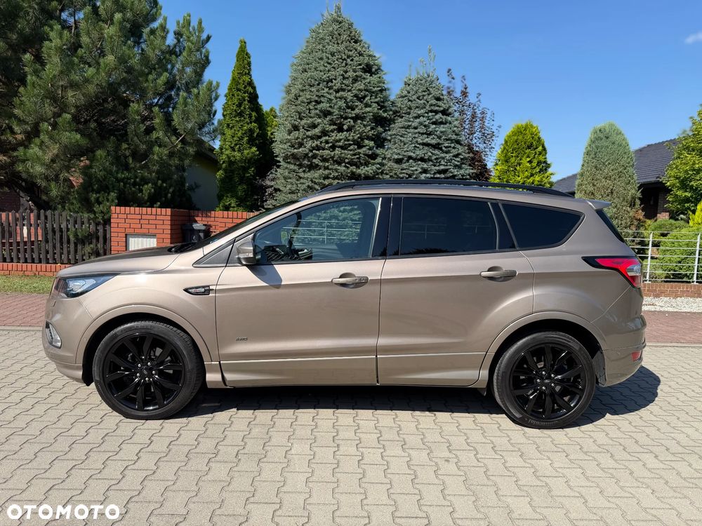 Ford Kuga 2.0 TDCi 4x4 ST-Line - 21