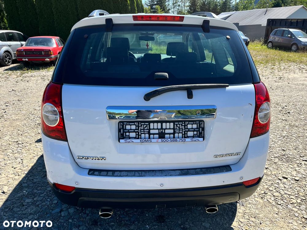 Chevrolet Captiva 2.4 2WD LT - 4