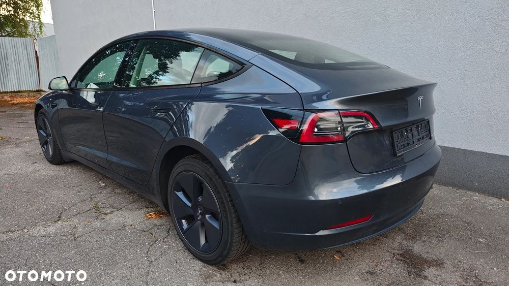 Tesla Model 3 Langstreckenbatterie Allradantrieb Dual Motor - 6