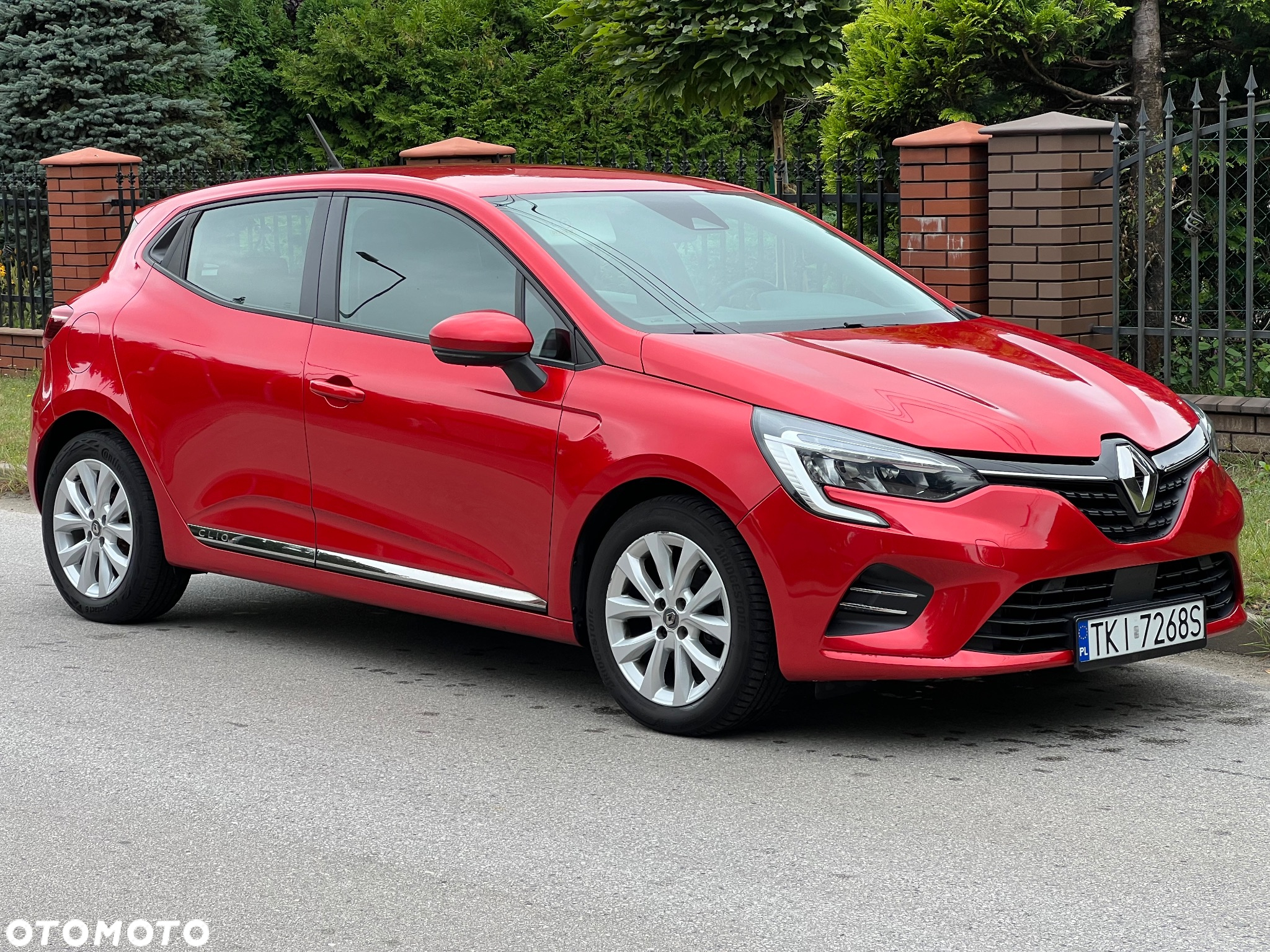 Renault Clio - 11