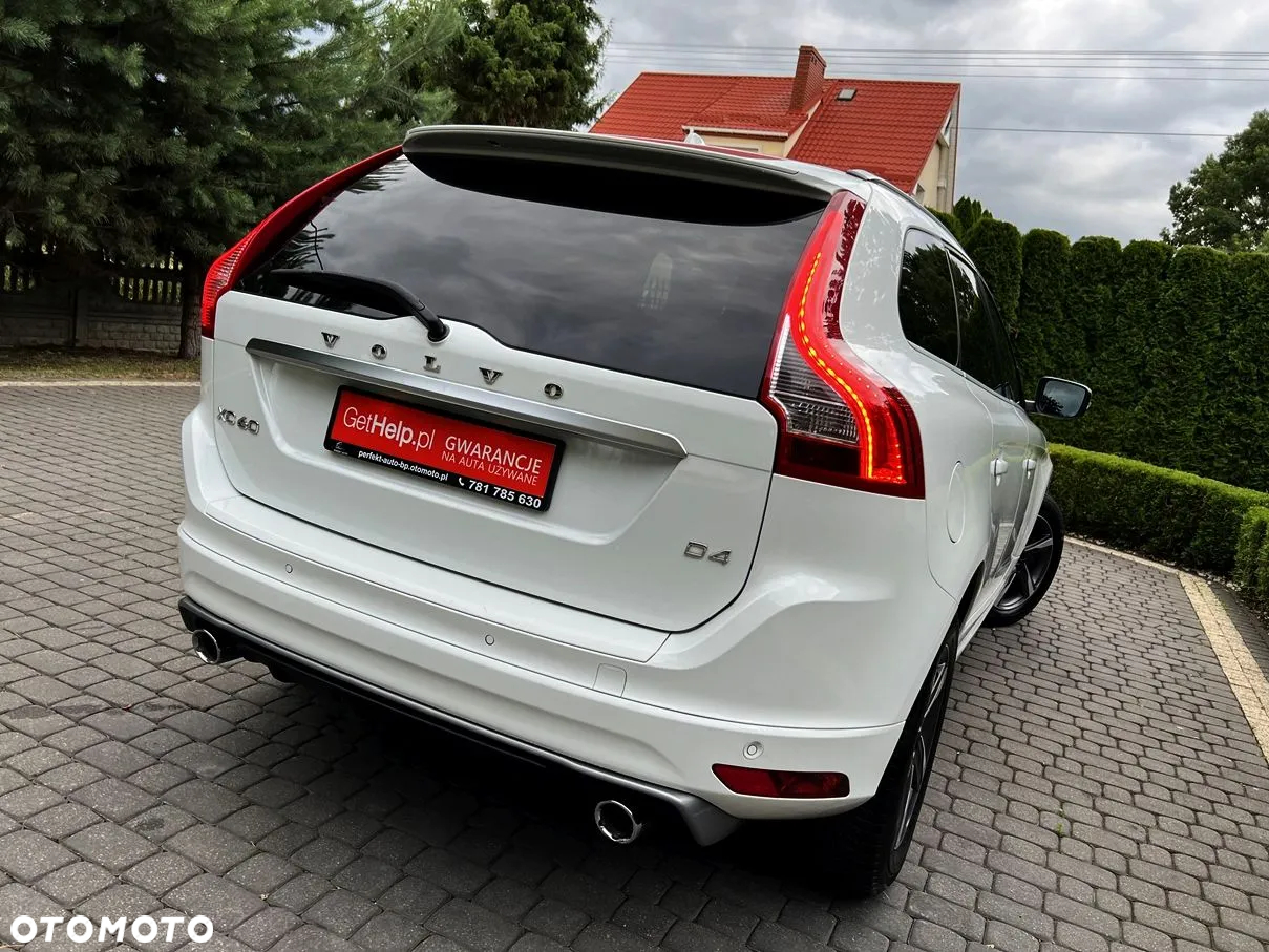 Volvo XC 60 D4 R-Design - 17