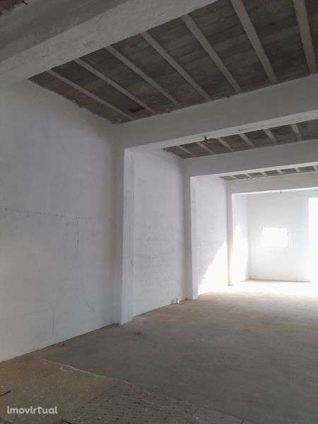 Oficina e casa.  Em Beja - Grande imagem: 2/11