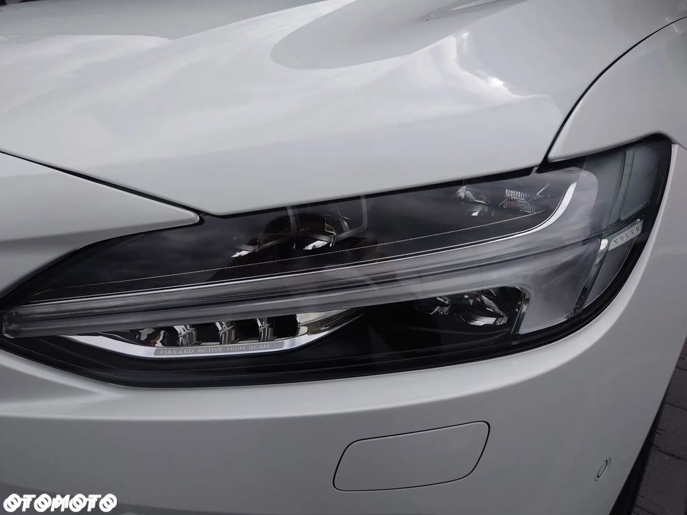 Volvo V90 ver-t6-awd-plug--in-hybrid-plus-dark - 15