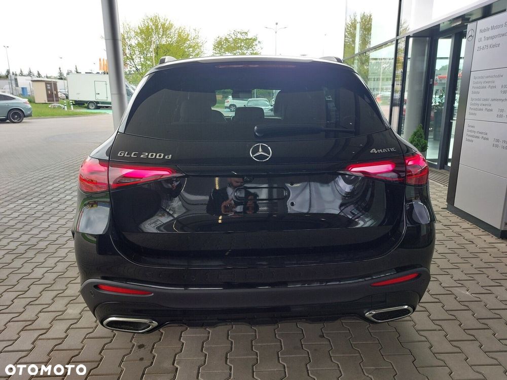 Mercedes-Benz GLC - 7