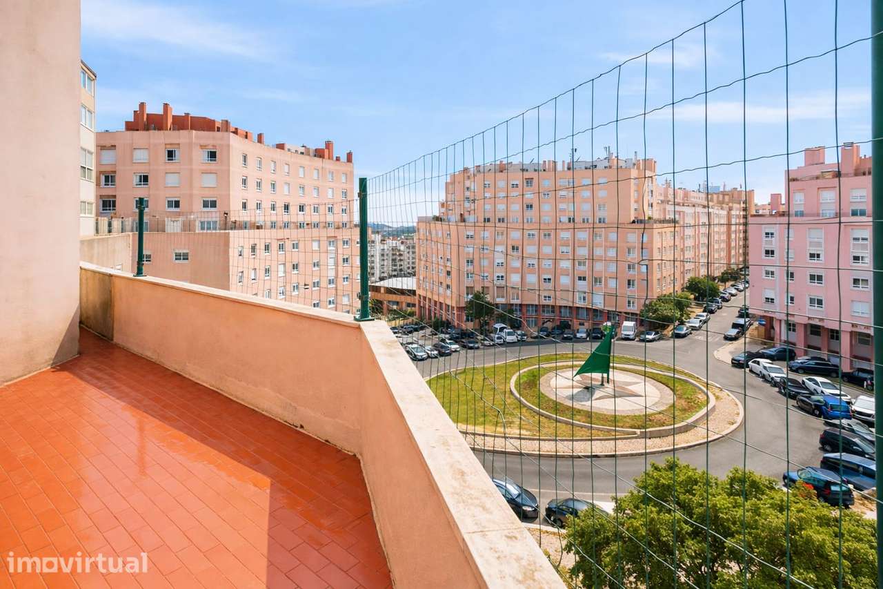 T2 com Terraço - Fitares - Grande imagem: 3/15