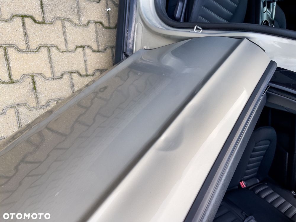 Ford Mondeo - 32
