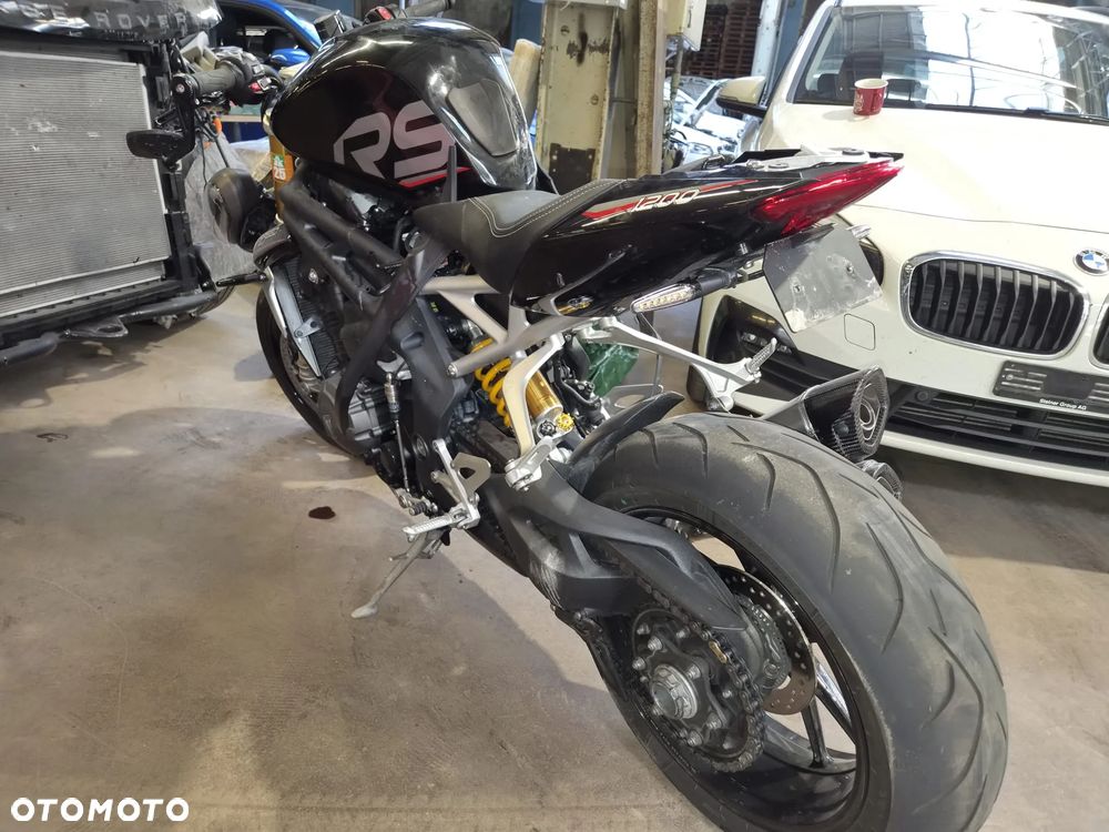Triumph Speed Triple - 3