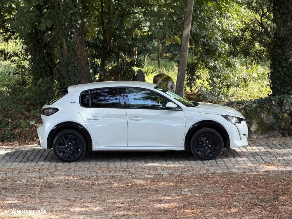 Peugeot e-208 50 kWh Allure Pack - 9