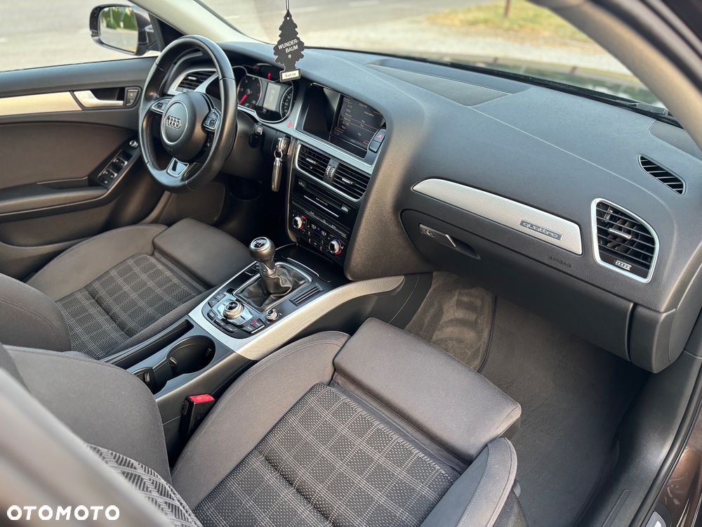 Audi A4 Avant - 11