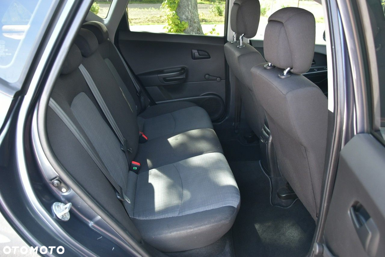Kia Ceed Cee'd 1.6 Crdi Comfort + - 11