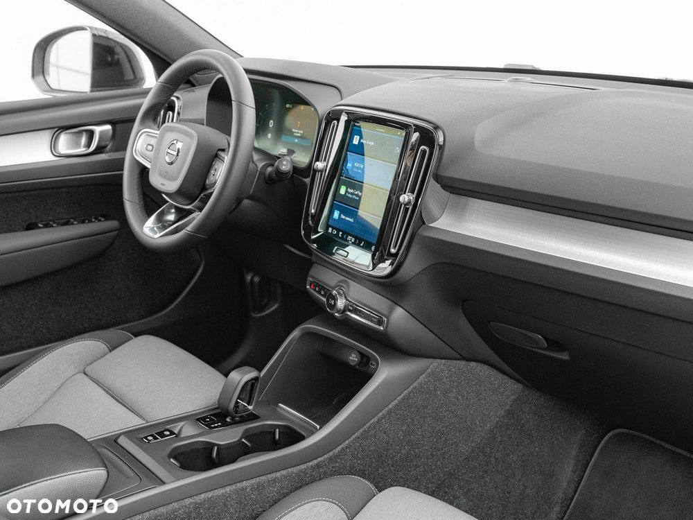 Volvo XC 40 B4 Core - 34