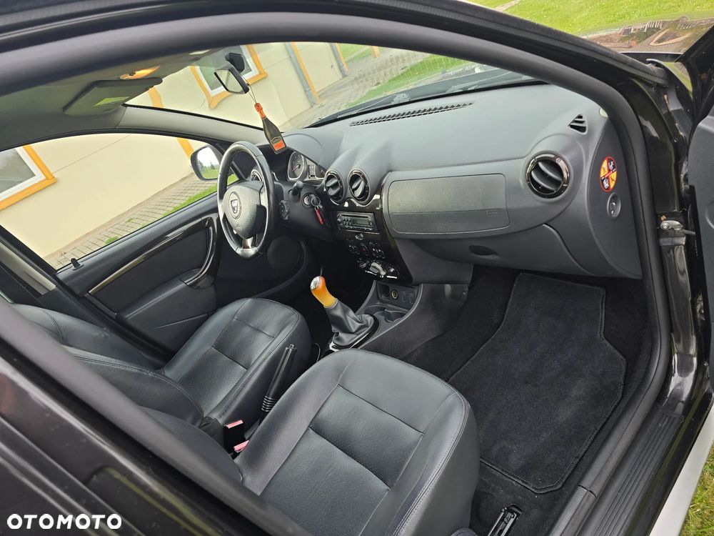 Dacia Duster 1.6 - 11