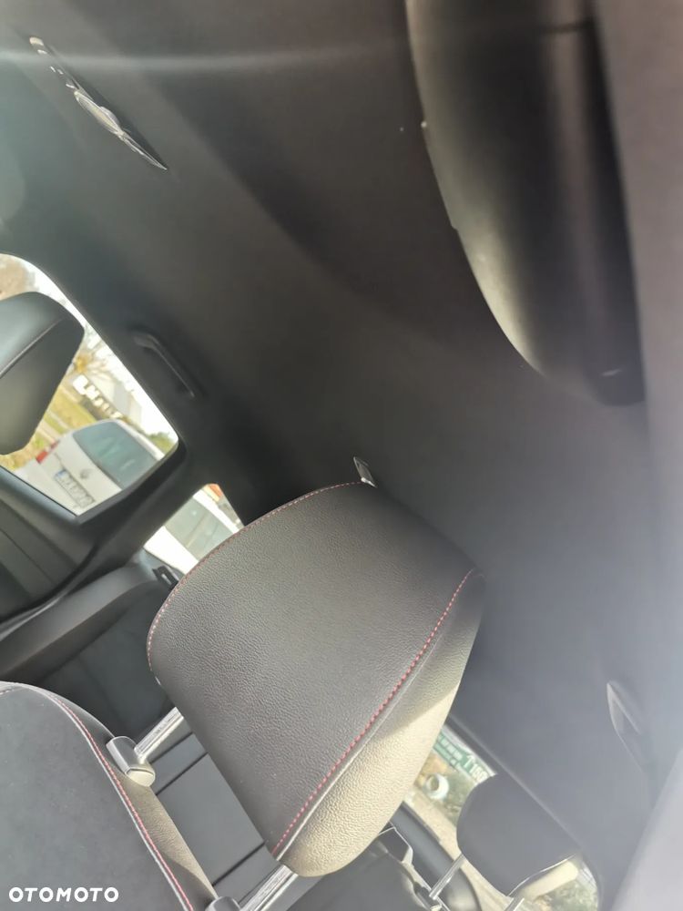 Ford Kuga 1.5 EcoBoost 2x4 ST-Line - 20