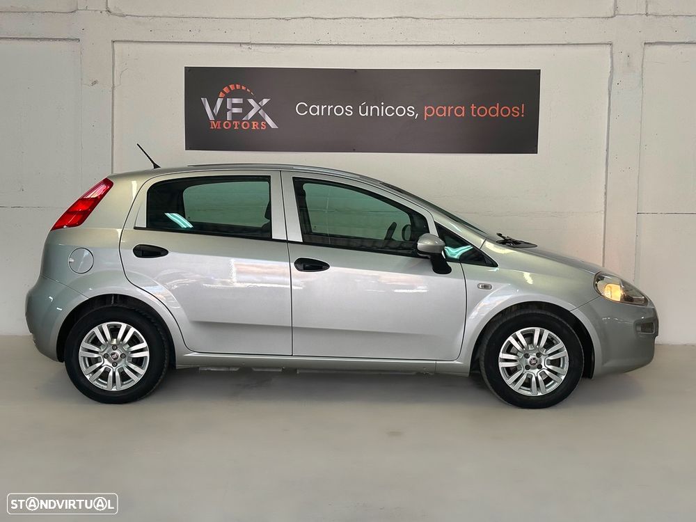 Fiat Punto 1.3 M-Jet Lounge S&S - 10