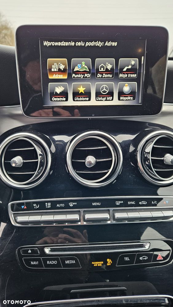 Mercedes-Benz GLC - 17