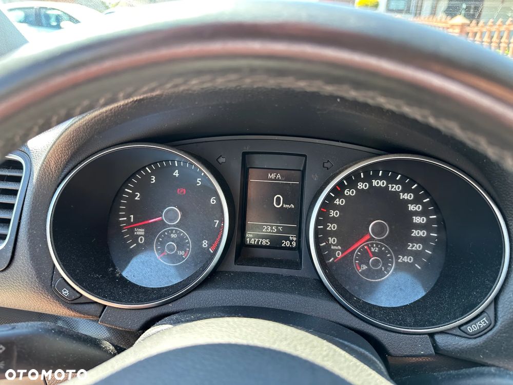 Volkswagen Golf - 9