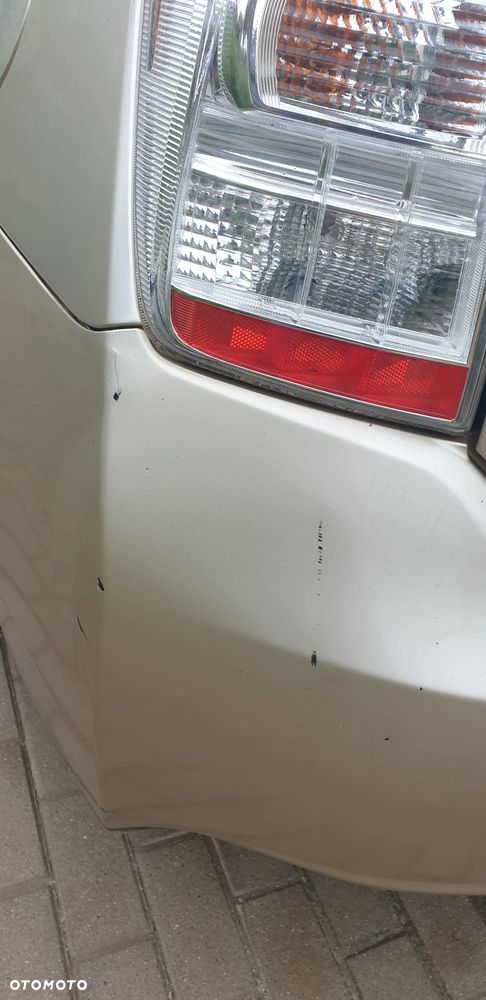 Toyota Prius - 13