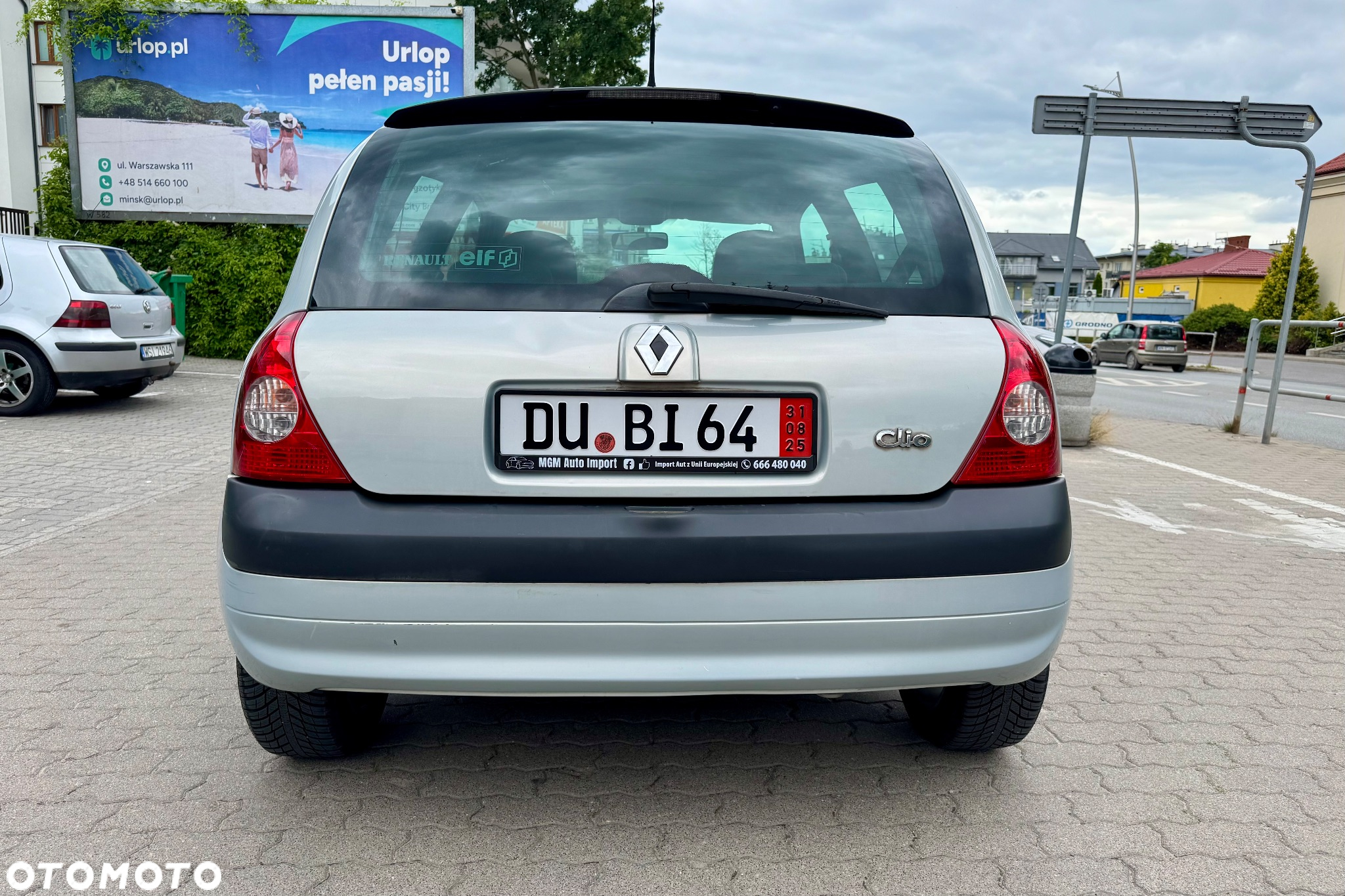 Renault Clio 1.4 16V Privilege - 8