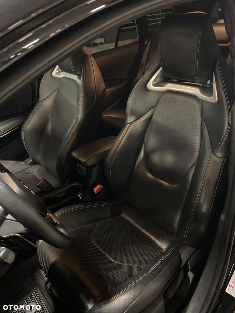 Toyota Corolla 2.0 Hybrid Executive - 25
