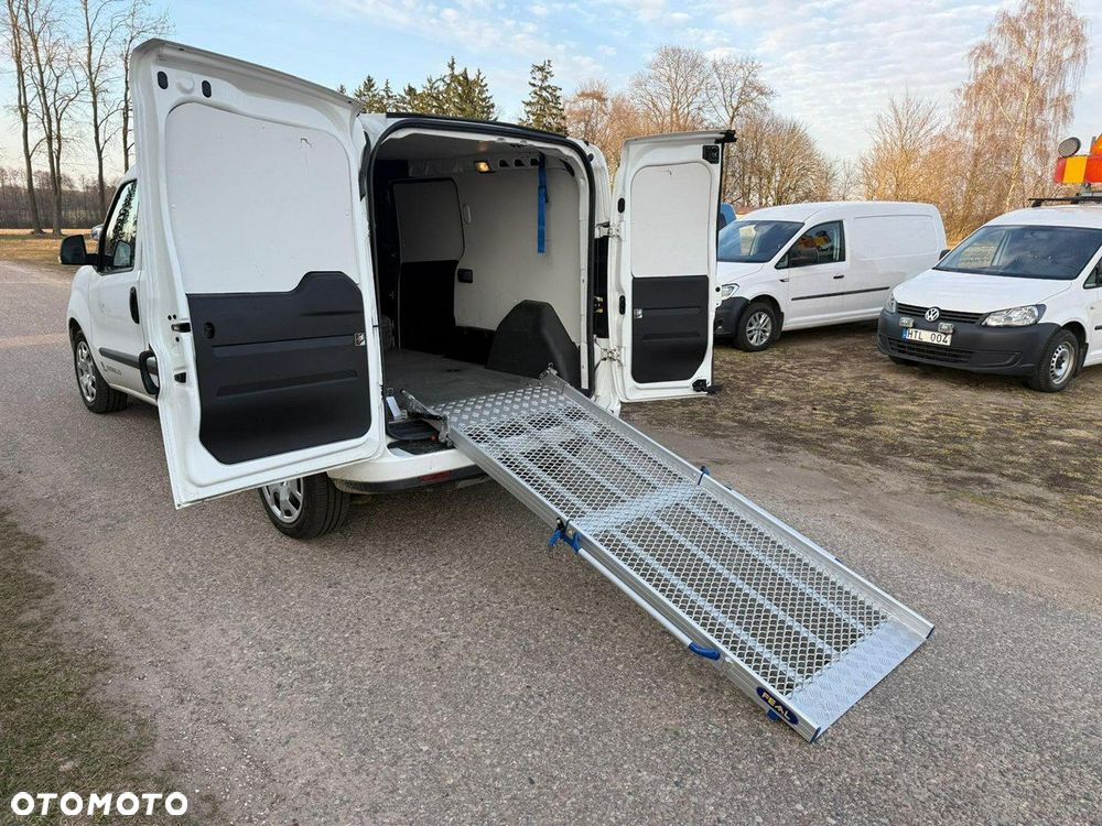 Fiat Doblo - 25