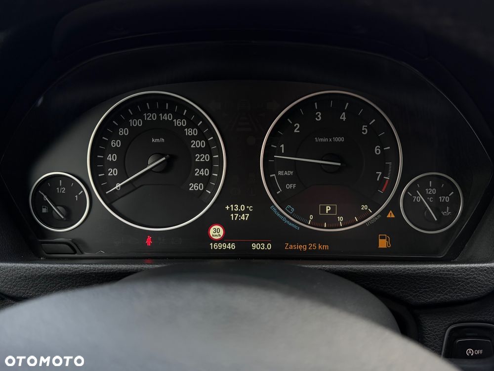 BMW Seria 3 328i Luxury Line - 23