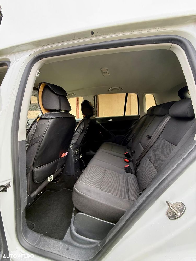 Volkswagen Tiguan - 10