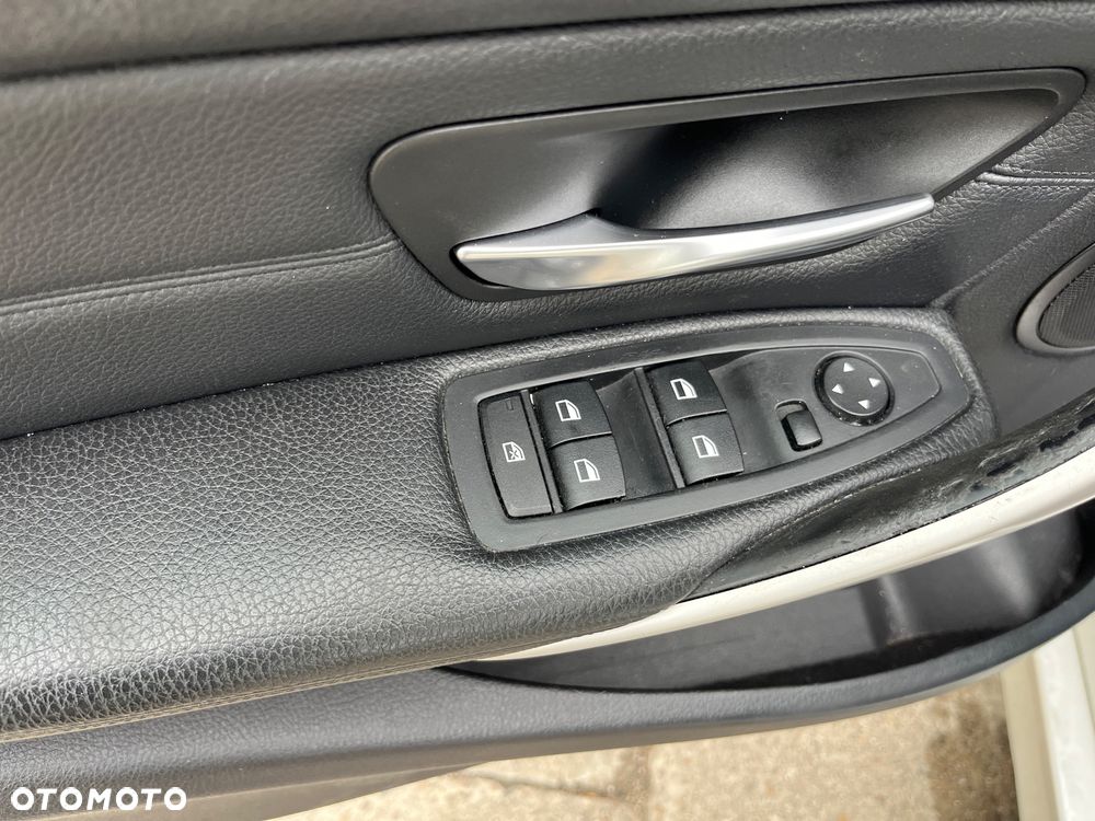 BMW Seria 3 316d Modern Line - 17