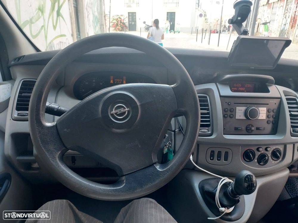 Opel Vívaro - 9