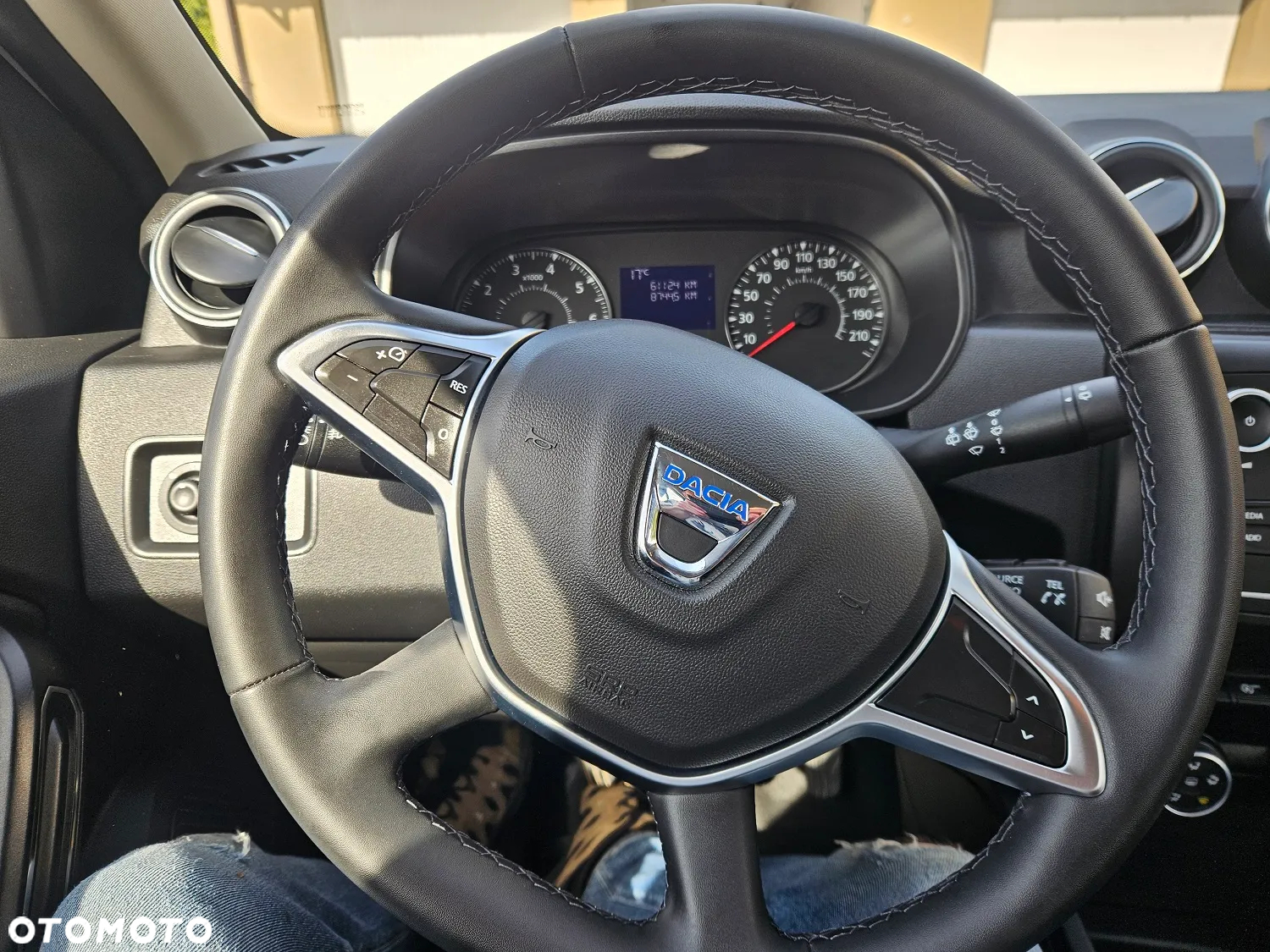 Dacia Duster 1.3 TCe FAP Comfort 4WD - 10