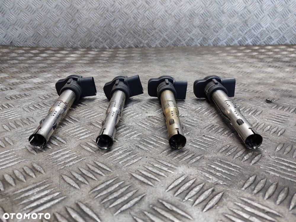 CEWKA ZAPŁONOWA KOMPLET AUDI A4 B8 1.8 TFSI 07K905715D - 2