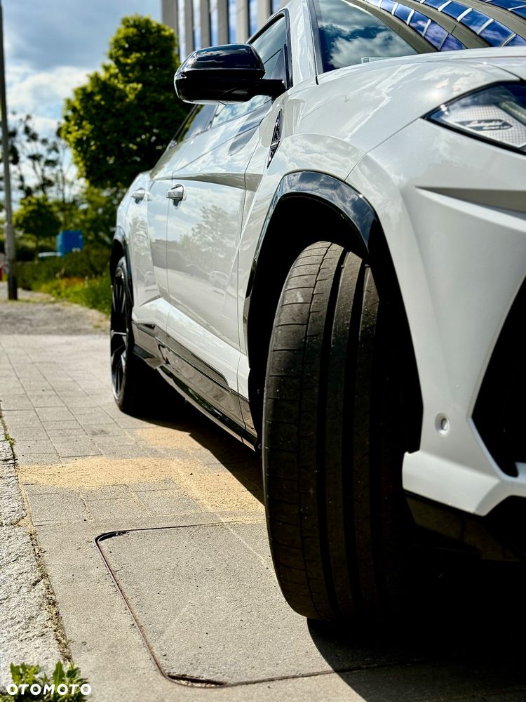 Lamborghini Urus - 6