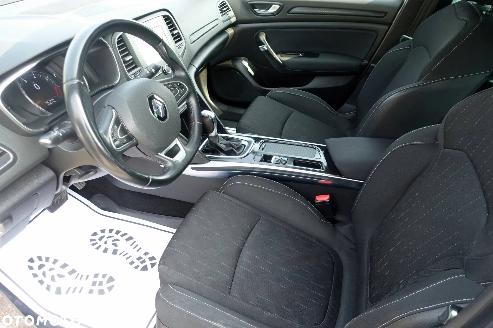 Renault Megane 1.3 TCe FAP Limited EDC - 9
