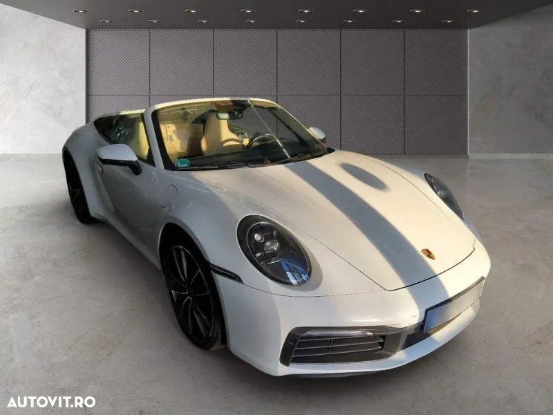 Porsche 911 Carrera Cabriolet PDK - 2