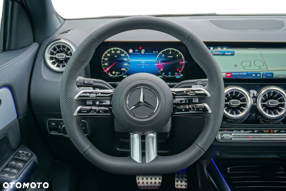 Mercedes-Benz GLA 200 d AMG Line 8G-DCT - 8