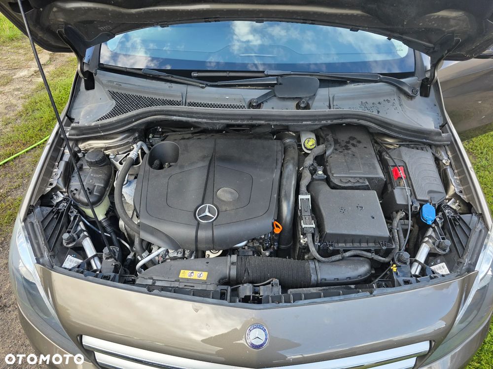Mercedes-Benz Klasa B 180 CDI (BlueEFFICIENCY) - 20